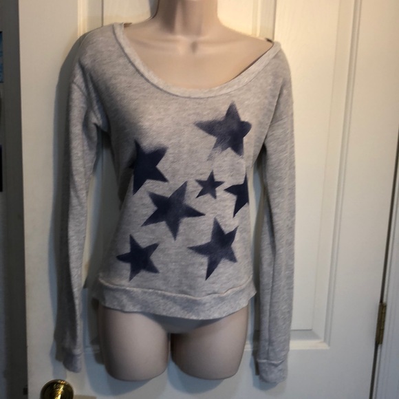 Billabong Tops - 💚 Oversized Billabong Star Sweatshirt